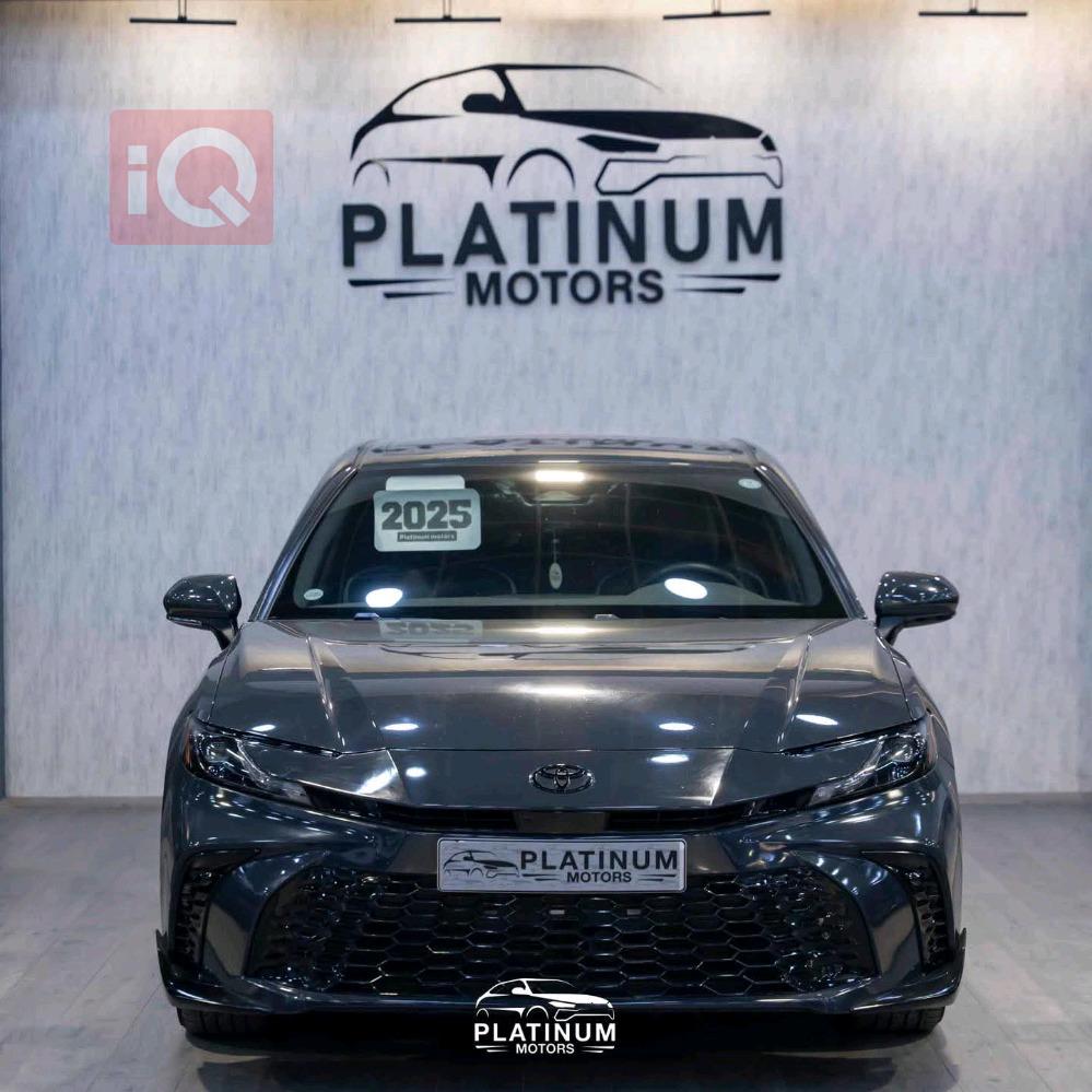 تۆیۆتا کامری